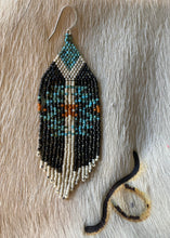 Load image into Gallery viewer, Turquoise star beaded earrings
