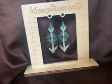 Load image into Gallery viewer, Turquoise star beaded earrings
